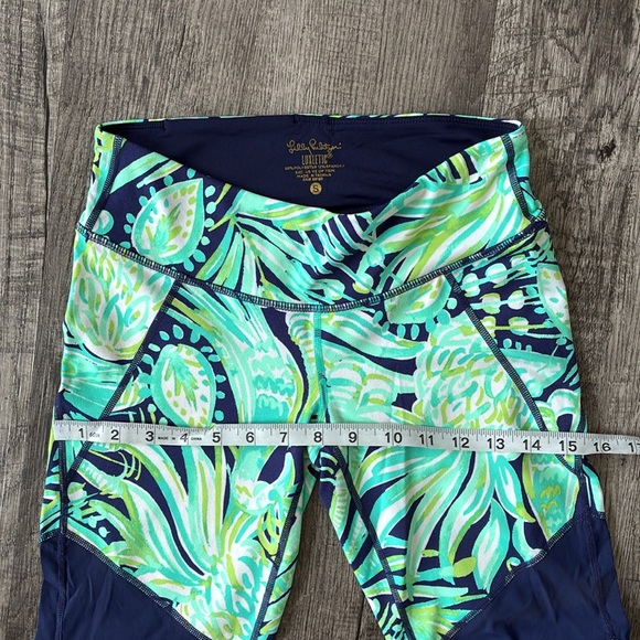 Lilly Pulitzer Thea Cropped Leggings | Party Like a Flock Star | Size S - Picture 12 of 12